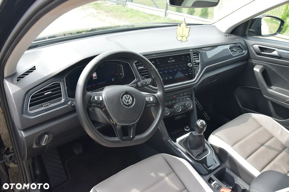 Volkswagen T-Roc 1.5 TSI ACT Premium - 12