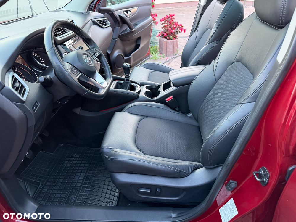 Nissan Qashqai 1.3 DIG-T Tekna+ - 29