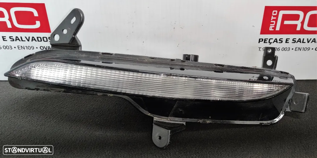 PISCA DA FRENTE DIREITO RENAULT MÉGANE IV - 2