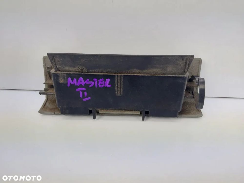 popielniczka renault master ii opel movano lift 2003-2010 - 2