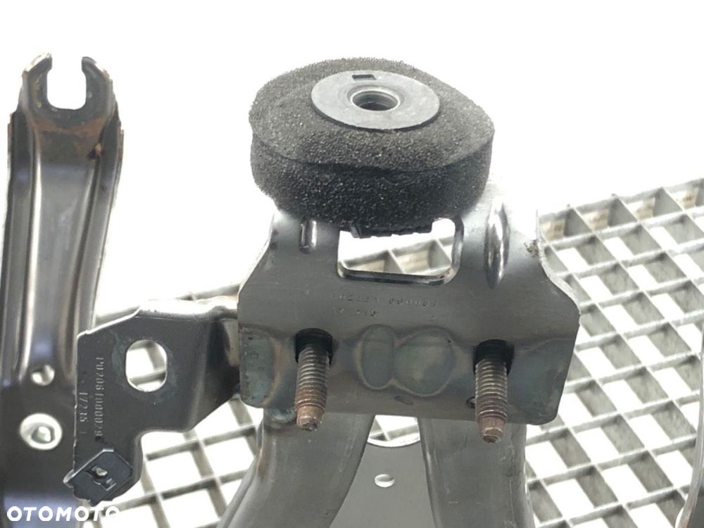 STELAŻ KOKPITU DESKI - 147.00 PLN - BMW 3 (F30, F80) 2011 - 2018 340 i 240 kW [326 KM] benzyna 2015 - 4