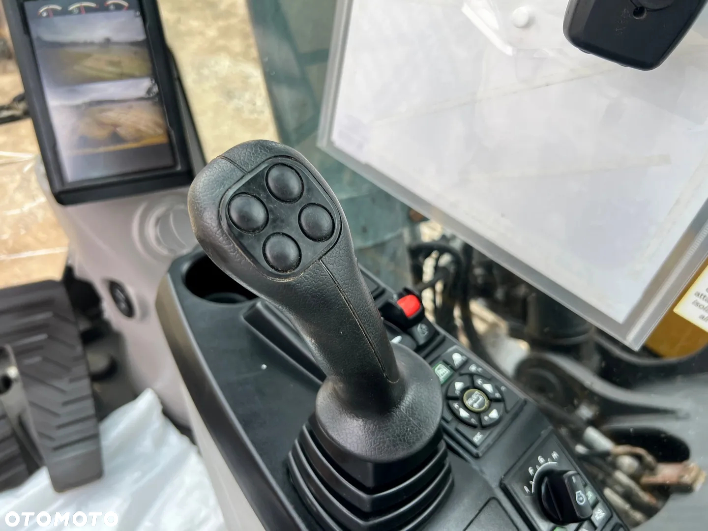 Volvo EC 220 EL - 30