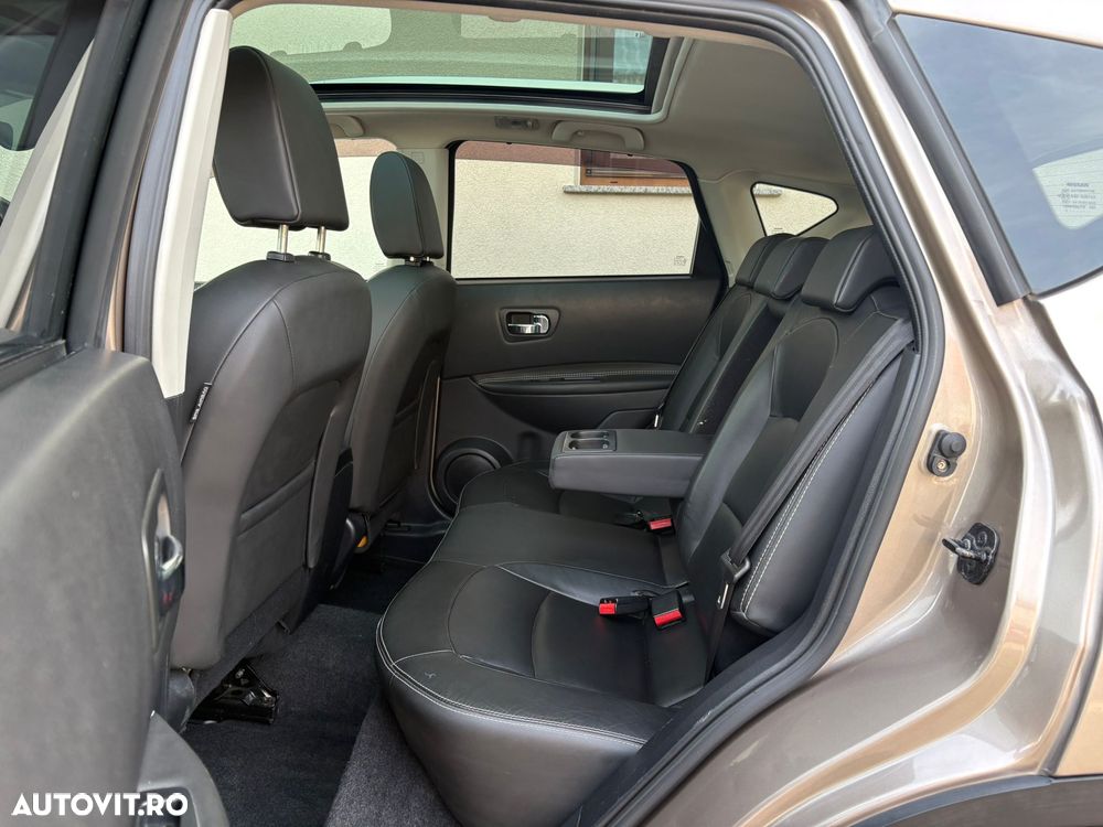 Nissan Qashqai 2.0 DCI 4 x 4 DPF Aut tekna - 11