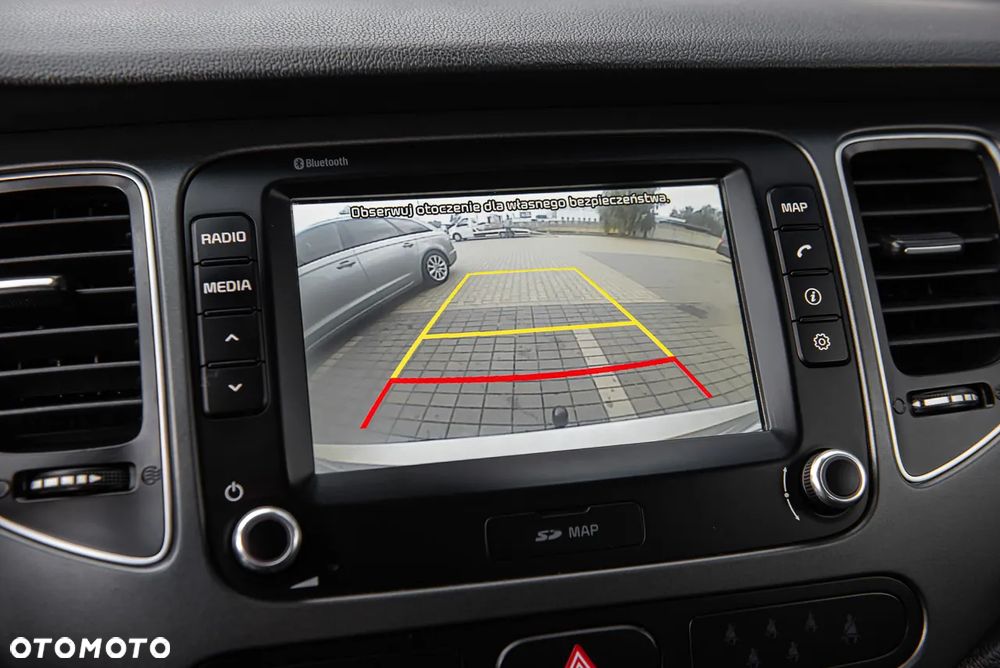 Kia Carens 1.7 CRDi L 7os - 24