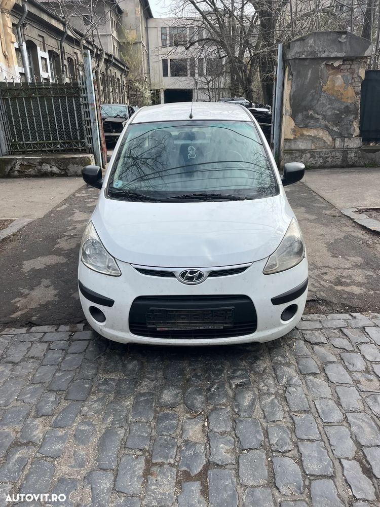 Dezmembrez Hyundai I10 alb 2008 1,1 benzina 48,5KW - 12