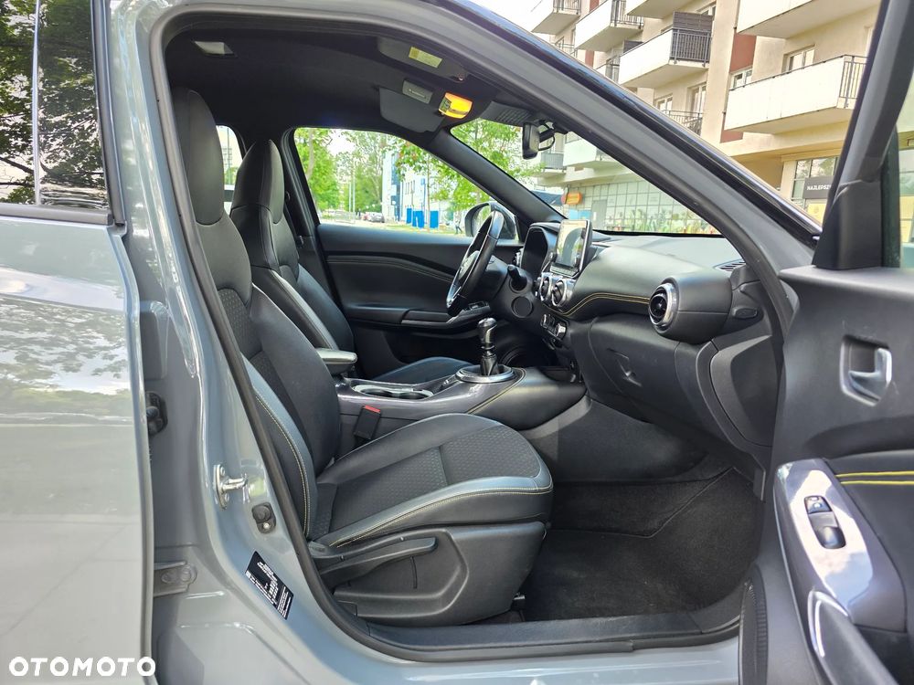 Nissan Juke 1.0 DIG-T Kiiro - 33