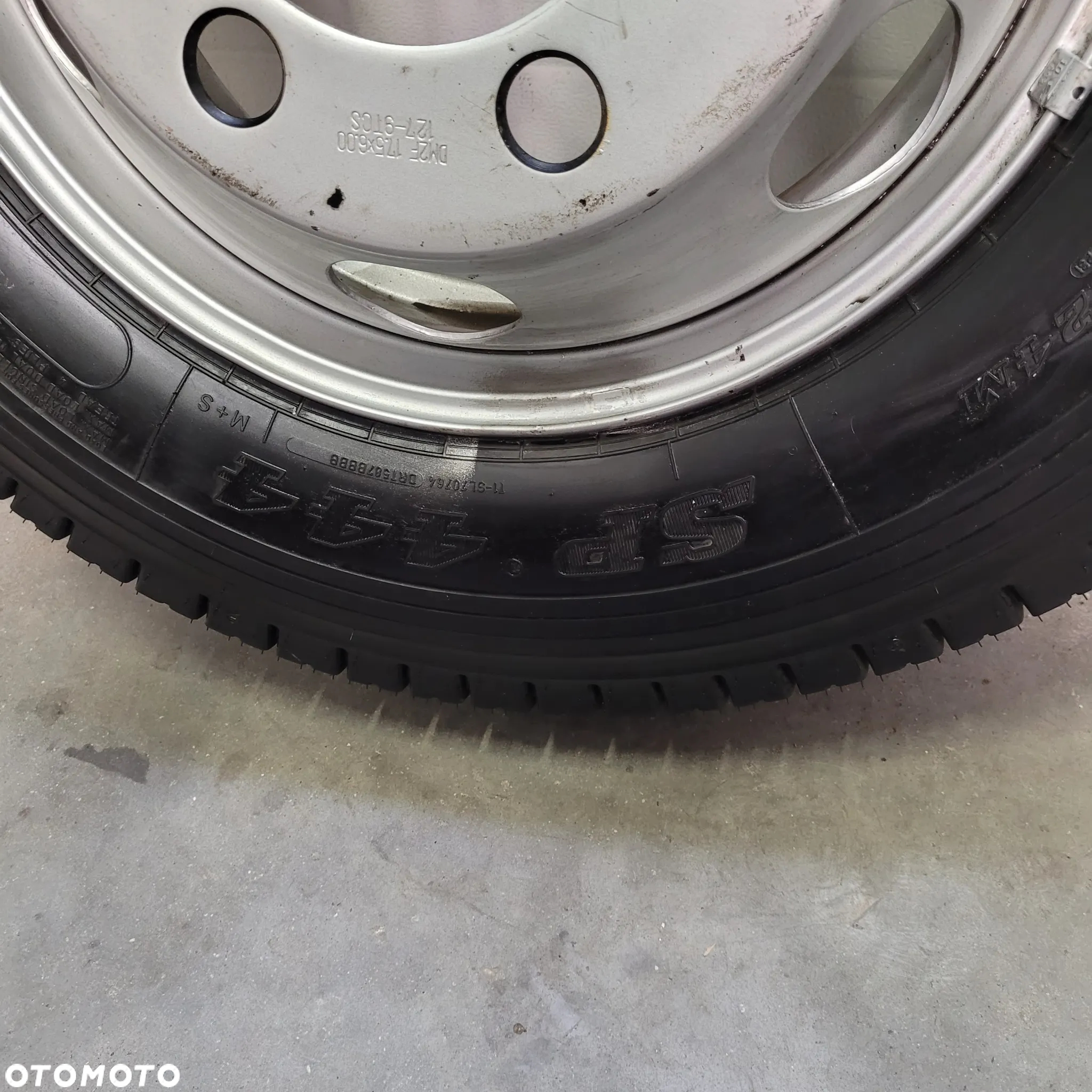 KOŁO ZAPAS DUNLOP SP444 215/75R17.5 - 3