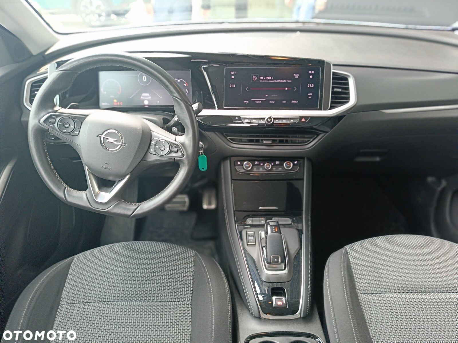 Opel Grandland 1.2 T Business Edition S&S - 11
