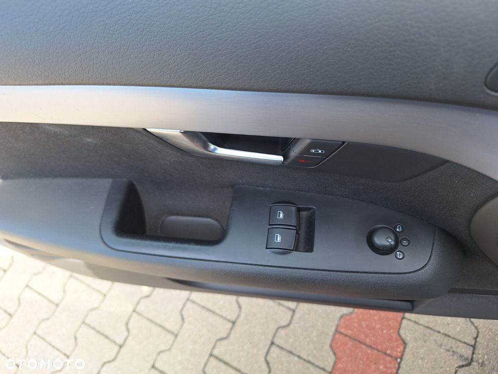 Audi A4 Avant 2.0 TDI e DPF Ambiente - 15