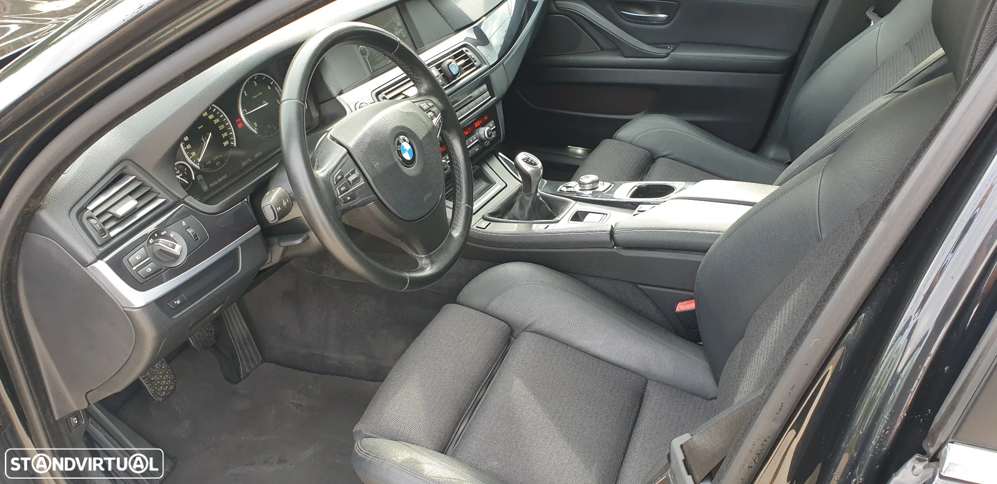 BMW 520 d Touring Luxury Line - 11