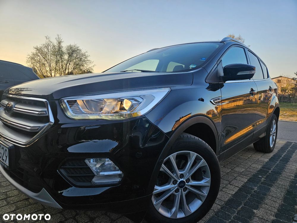Ford Kuga 1.5 EcoBoost 2x4 Titanium - 2