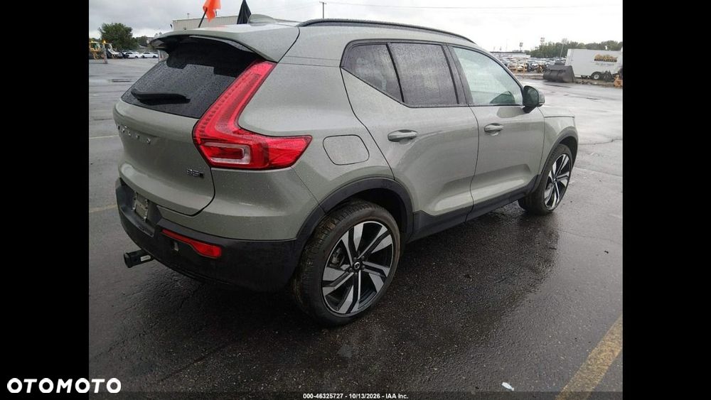 Volvo XC 40 B5 AWD Ultimate Dark - 6