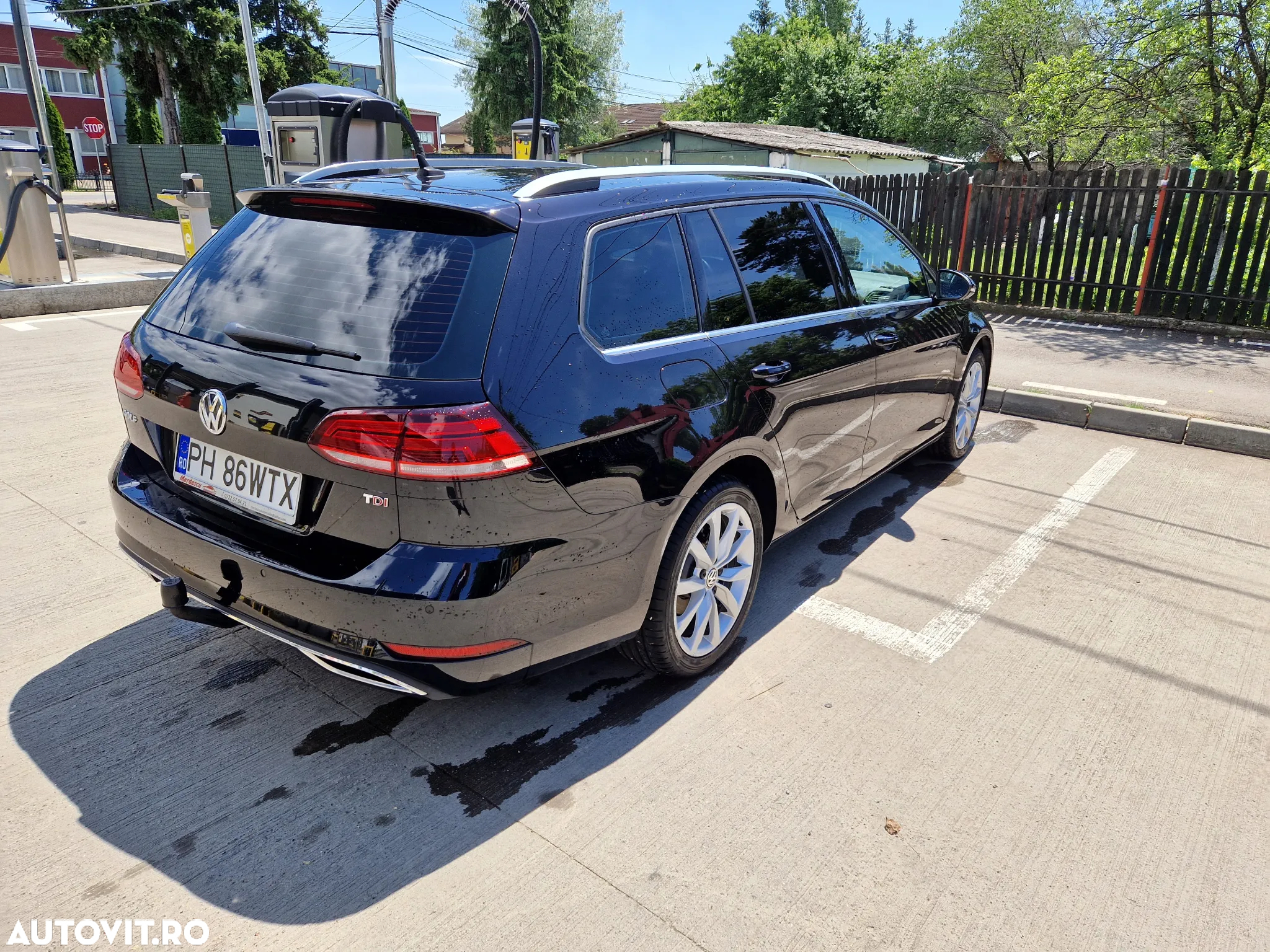 Volkswagen Golf 1.6 TDI DSG Highline - 6