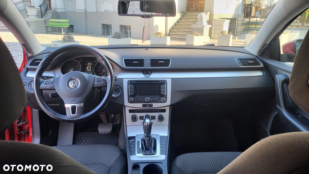 Volkswagen Passat 2.0 Blue TDI DSG SCR Comfortline - 12