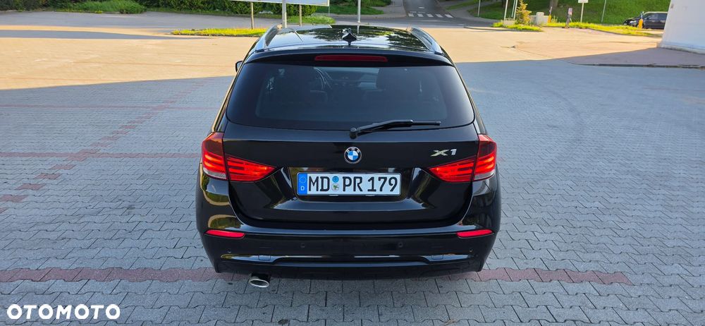 BMW X1 sDrive20d - 10