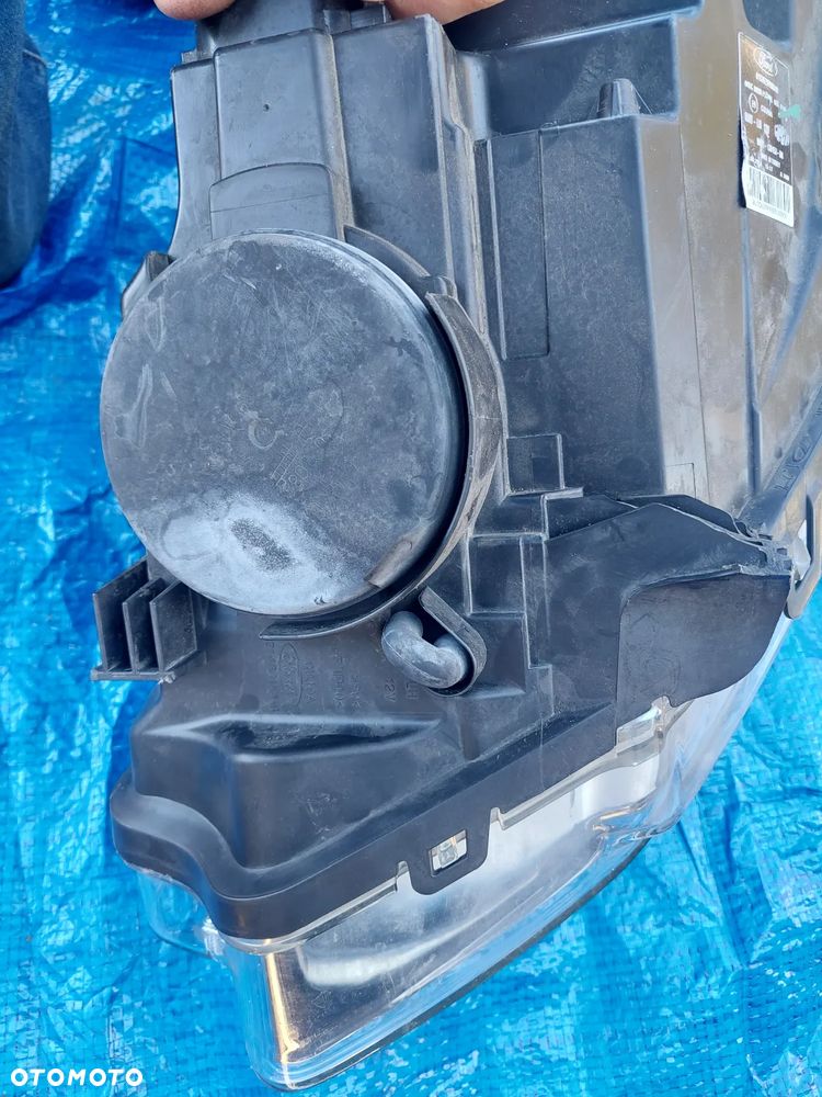 Ford Custom lampa przód reflektor L lub R - 7