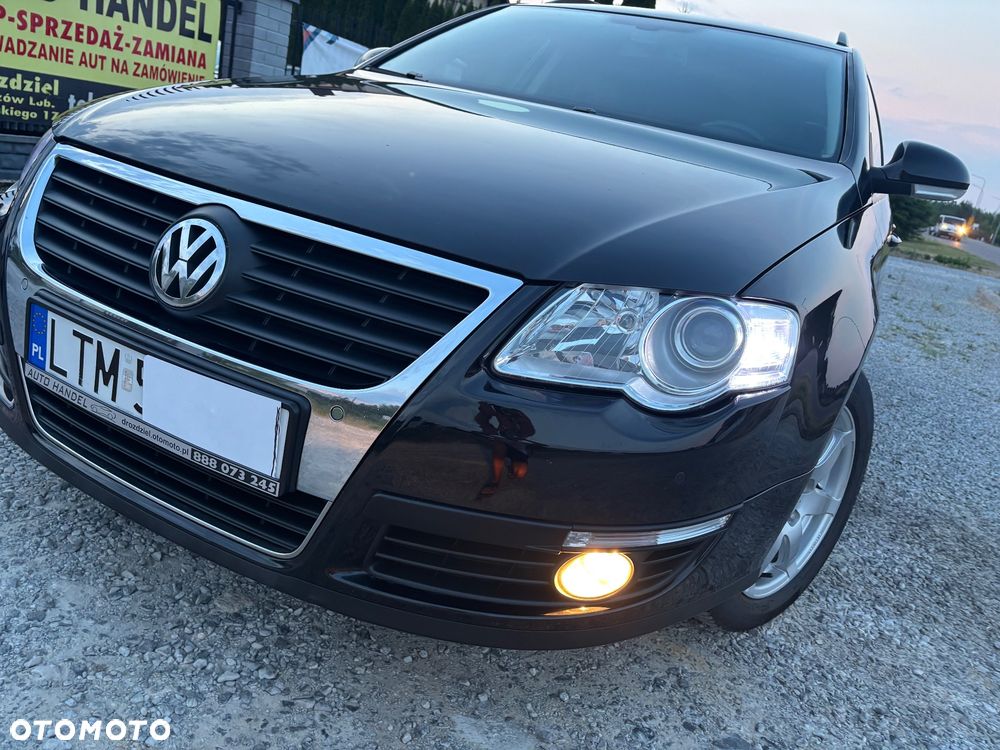 Volkswagen Passat - 4