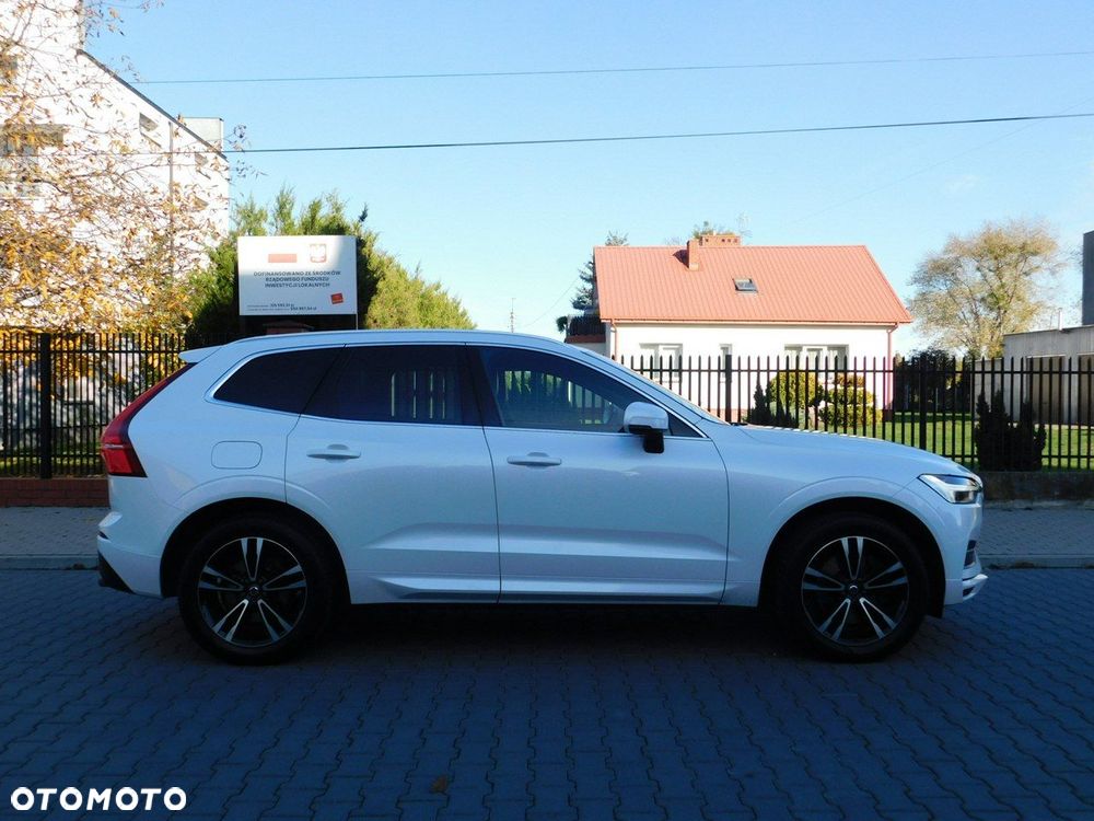 Volvo XC 60 D4 Momentum Pro - 6