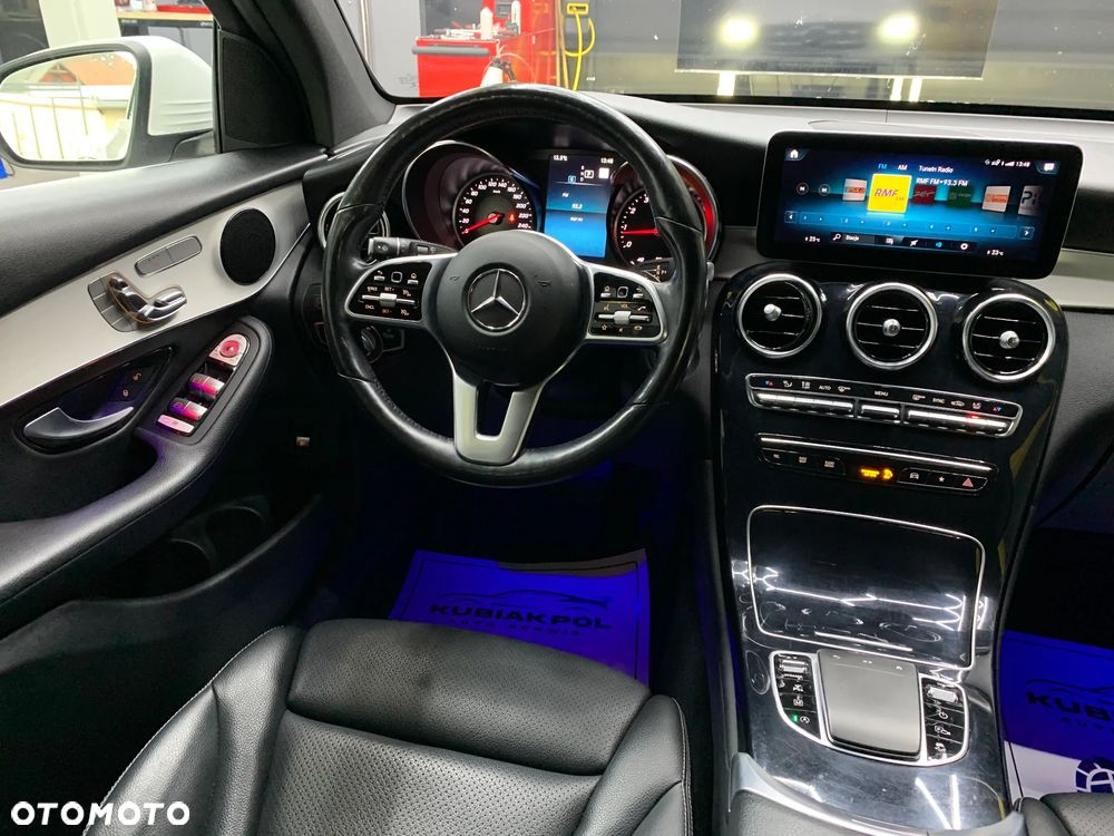Mercedes-Benz GLC ver-300-4matic-9g--tronic-edition-avantgarde - 19