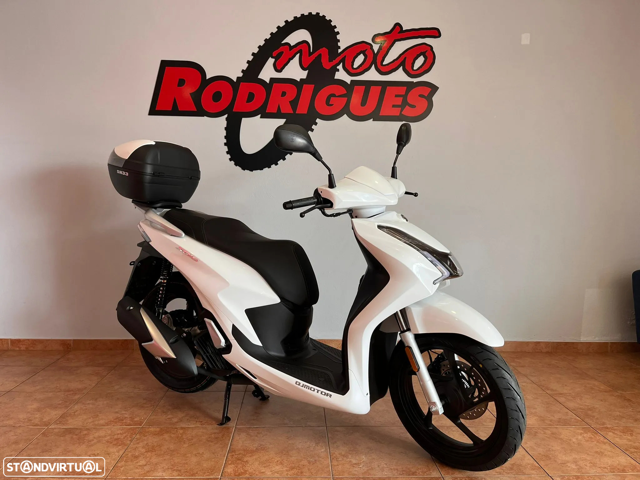 QJ Motor SQ 16 - COM OFERTA TOPCASE + EQUIPAMENTO - 2