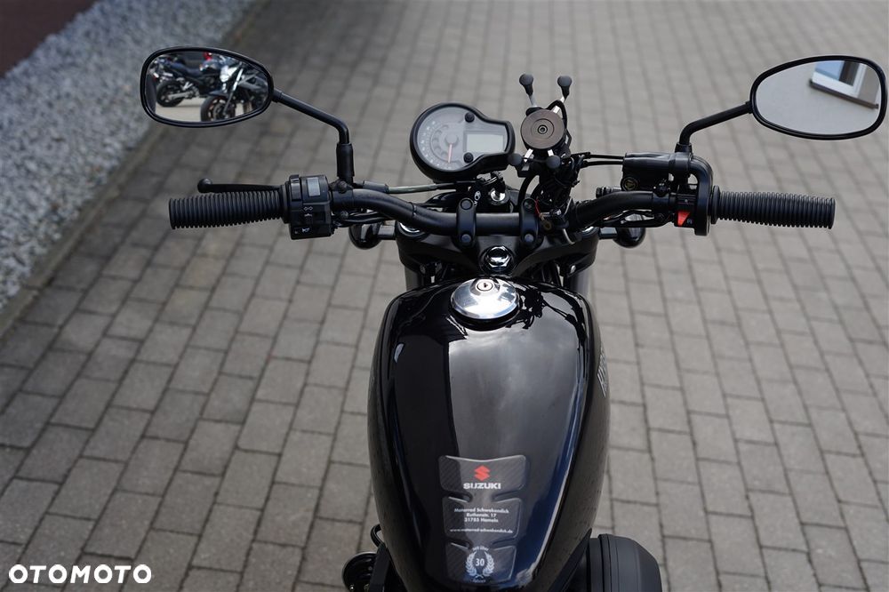 Hyosung GV - 16