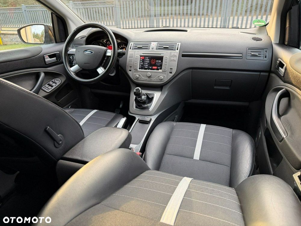 Ford Kuga 2.0 TDCi 4WD Titanium Plus - 16