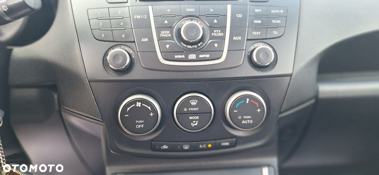 Mazda 5 - 14