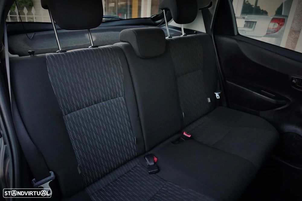 Toyota Yaris 1.0 VVT-i Comfort+AC - 17