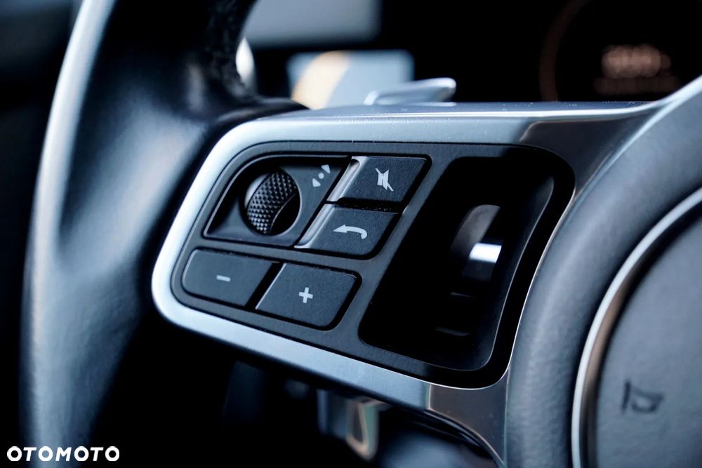 Porsche Cayenne Standard - 16