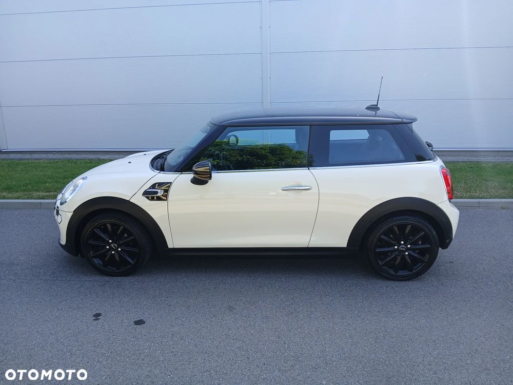 MINI Cooper D Metropolitan - 7