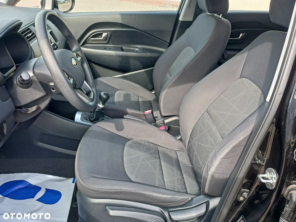 Kia Rio 1.2 Attract - 8
