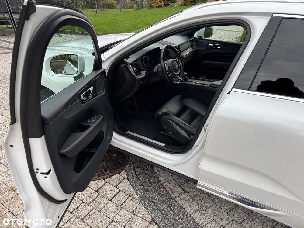 Volvo XC 60 T6 AWD Geartronic Inscription - 9