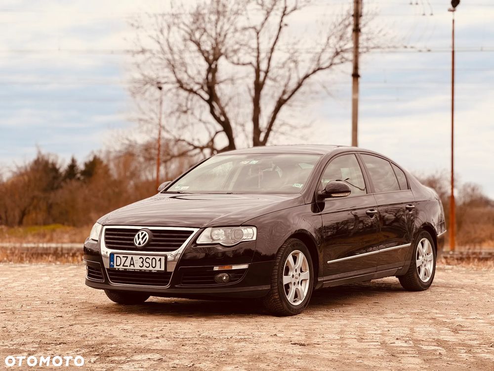 Volkswagen Passat - 4