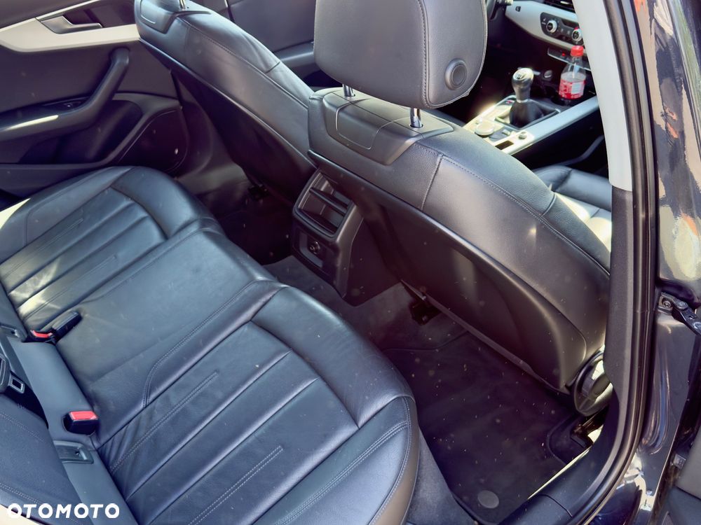 Audi A4 Avant 2.0 TDI - 14