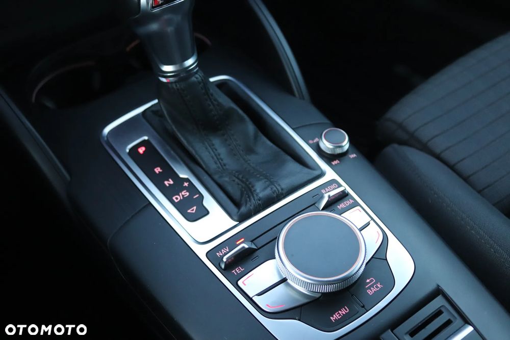 Audi A3 Sportback 2.0 TDI S tronic sport - 35