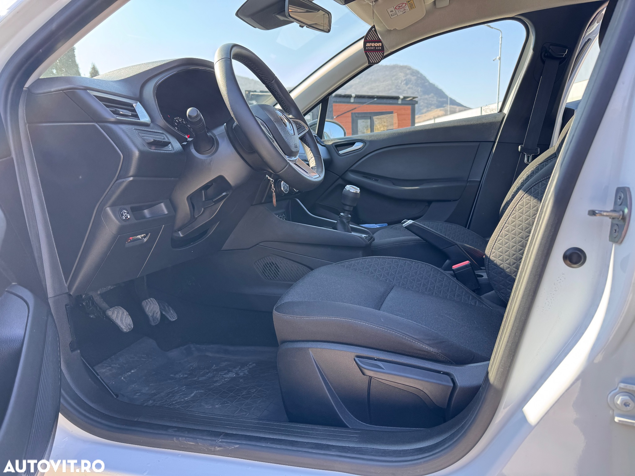 Renault Clio V 1.0 TCe 90 Equilibre - 16
