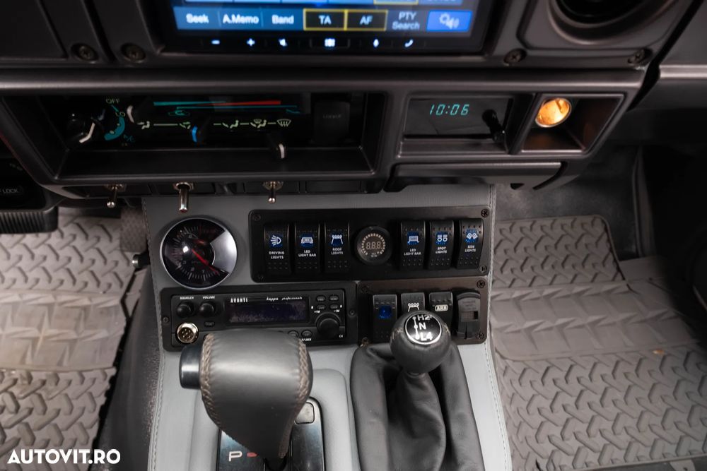 Toyota Land Cruiser - 25