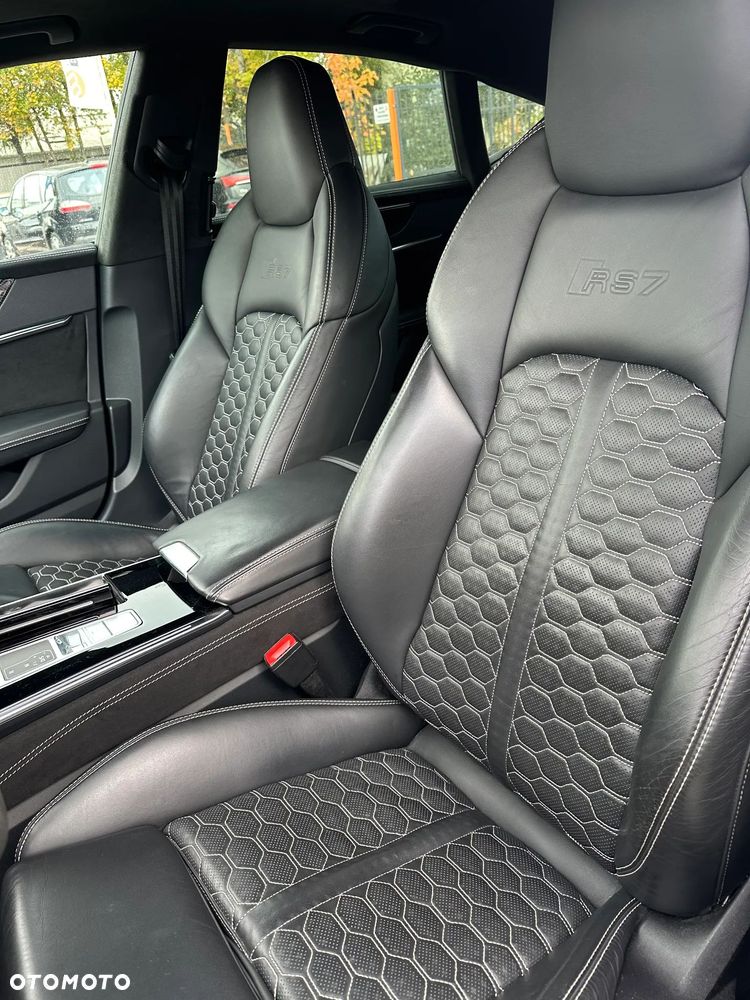 Audi A7 Sportback - 11
