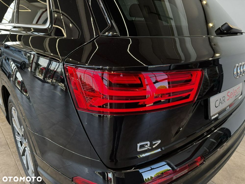 Audi Q7 - 11