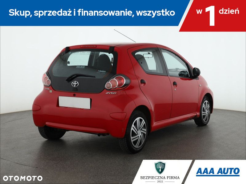Toyota Aygo - 6
