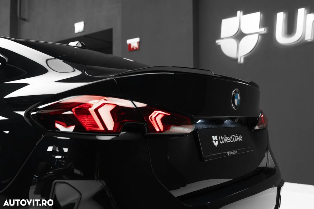 BMW Seria 2 220 AT MHEV - 17