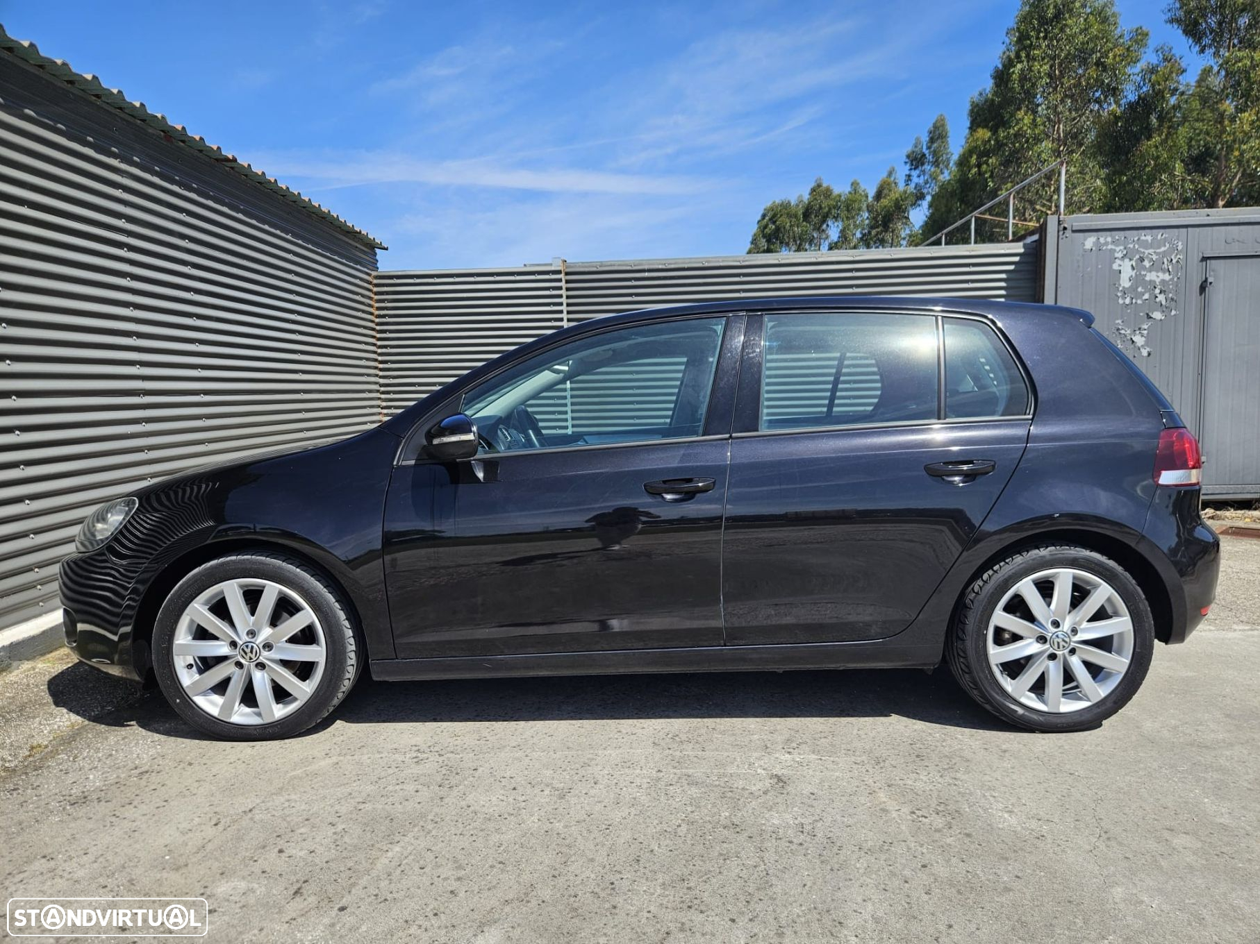 VW Golf 1.6 TDi Highline DSG - 13