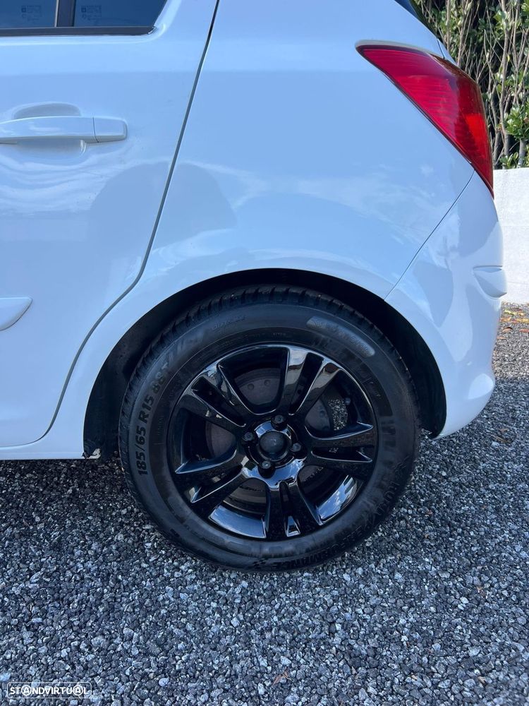 Opel Corsa 1.3 CDTi Enjoy - 13