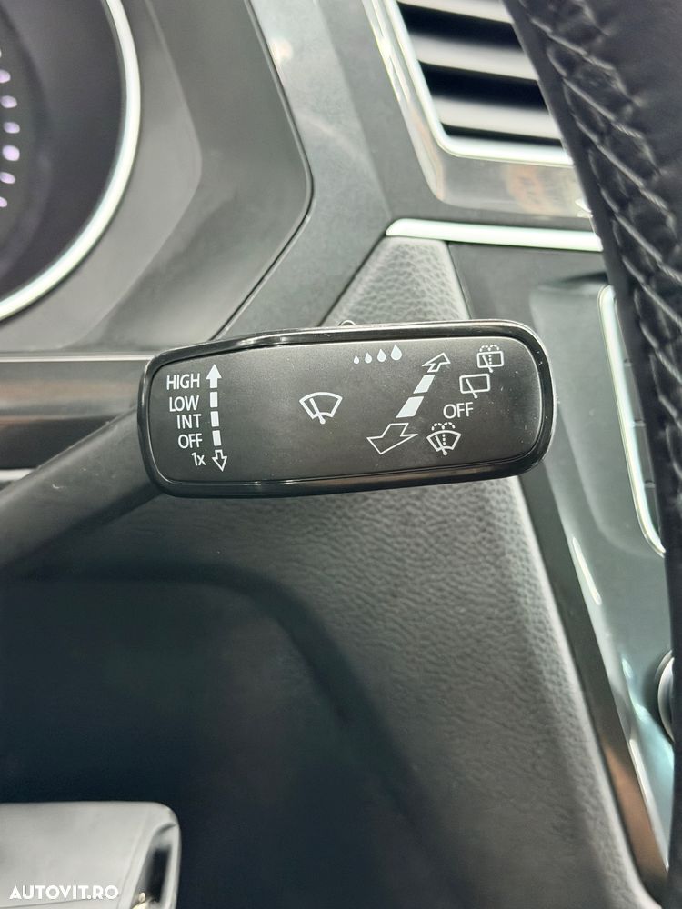 Volkswagen Tiguan 2.0 TDI 4Motion Trend & Fun - 37
