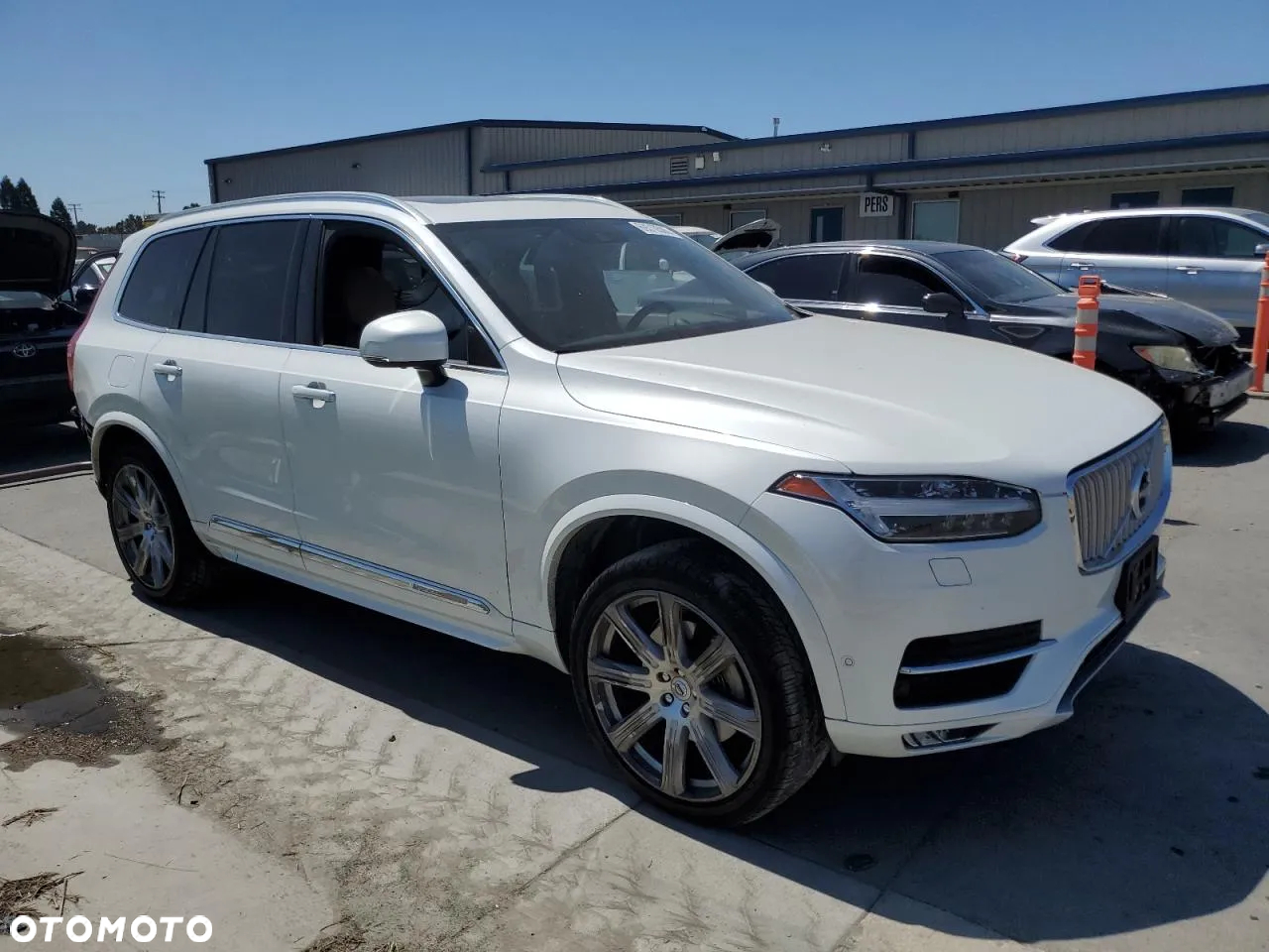 Volvo XC 90 - 3