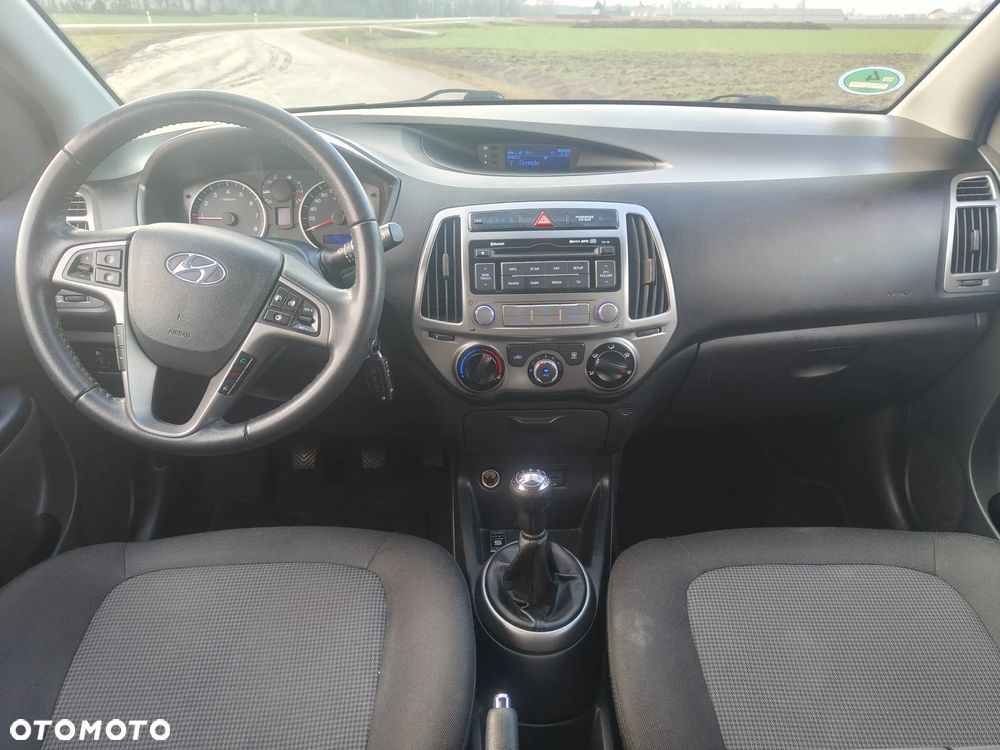 Hyundai i20 1.25 Comfort - 11