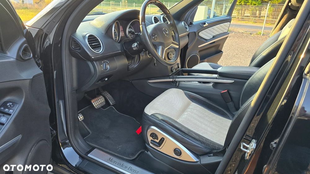 Mercedes-Benz GL 350 CDI BlueEff - 14