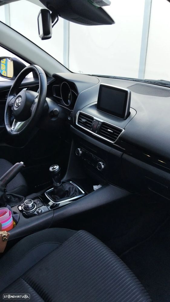 Mazda 3 Sedan - 6