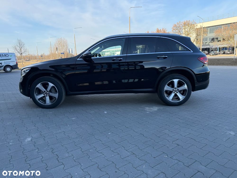 Mercedes-Benz GLC 300 4Matic 9G-TRONIC - 3