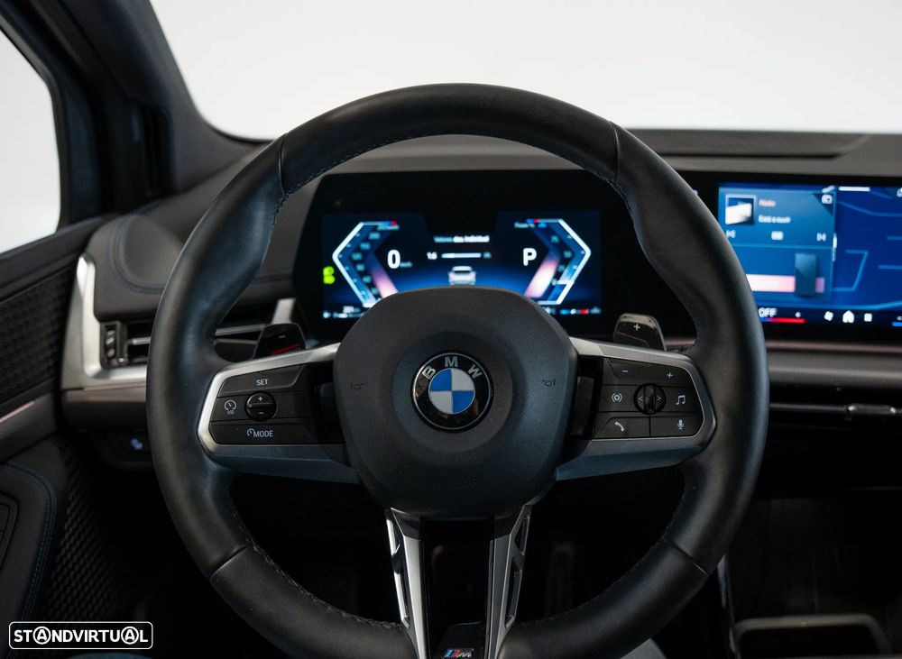 BMW 218 Active Tourer i Pack Desportivo M Auto - 10